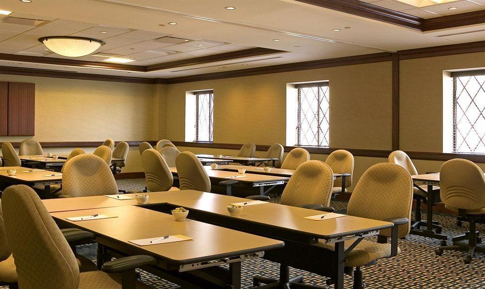 Sheraton Framingham Hotel & Conference Center Экстерьер фото