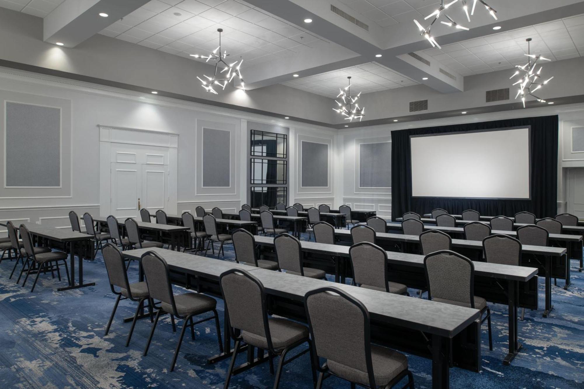 Sheraton Framingham Hotel & Conference Center Экстерьер фото