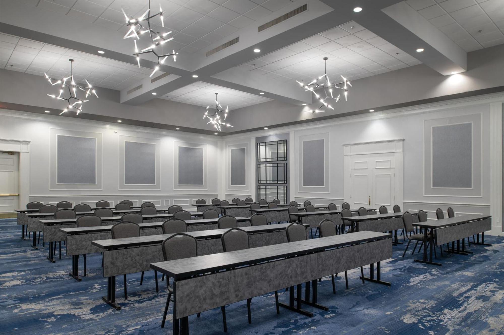 Sheraton Framingham Hotel & Conference Center Экстерьер фото