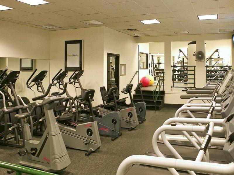 Sheraton Framingham Hotel & Conference Center Экстерьер фото