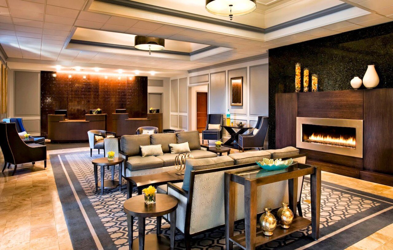 Sheraton Framingham Hotel & Conference Center Экстерьер фото